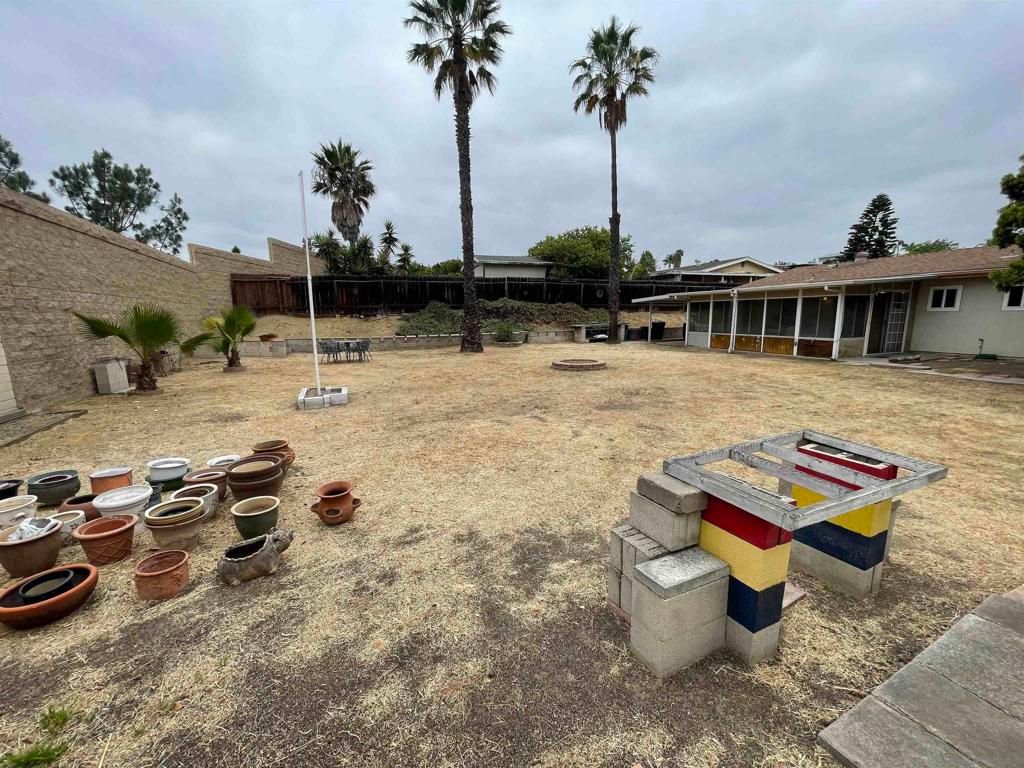 Image 18 of property listing at 1668 Ocala Ave, Chula Vista, CA 91911
