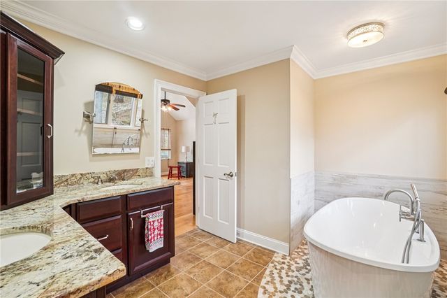 120 Beacon Ridge Circle, Salem, SC 29676