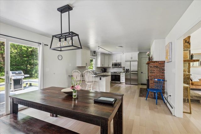 7 Grassy Brook Road, Brookline, VT 05345