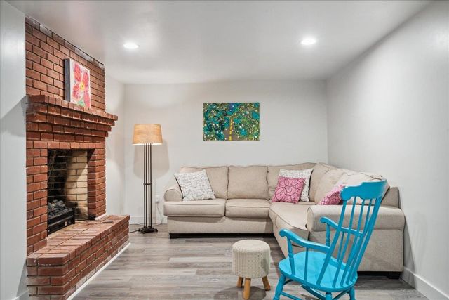 7 Grassy Brook Road, Brookline, VT 05345