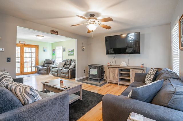 26 Pepperell Road, Brookline, NH 03033