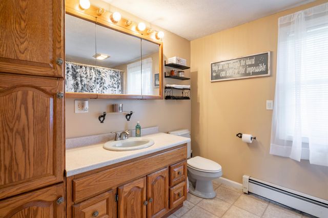 26 Pepperell Road, Brookline, NH 03033