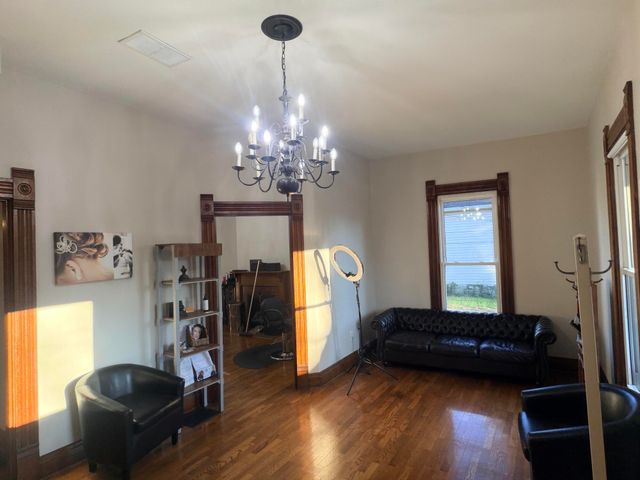 330 N Broadway, Georgetown, KY 40324