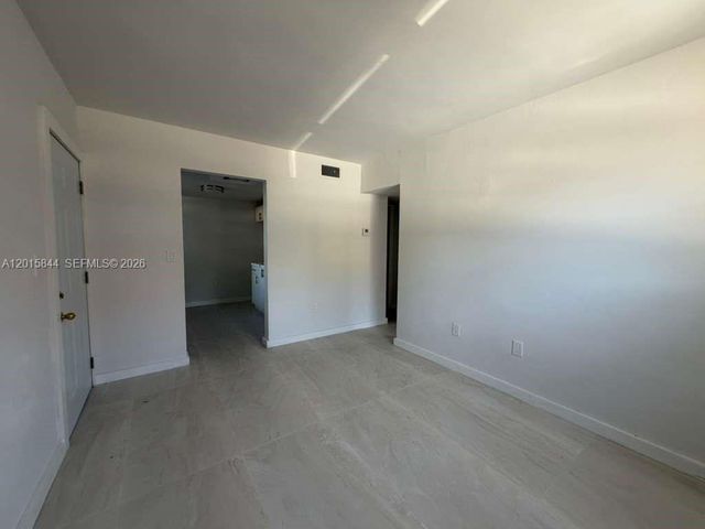 1461 SW 7th St 1, Miami, FL 33135