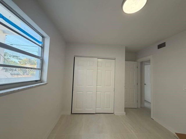 1461 SW 7th St 1, Miami, FL 33135