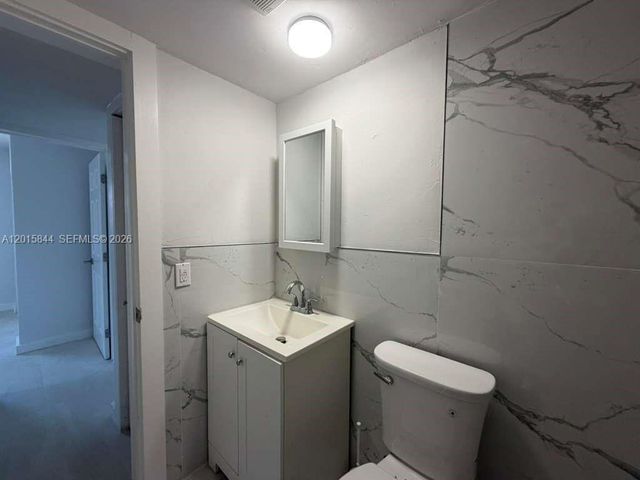 1461 SW 7th St 1, Miami, FL 33135