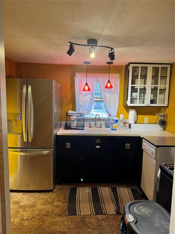 320 S Pine Street, Guthrie, OK 73044