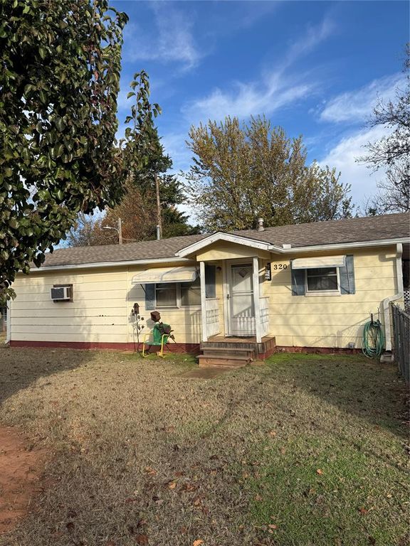 320 S Pine Street, Guthrie, OK 73044