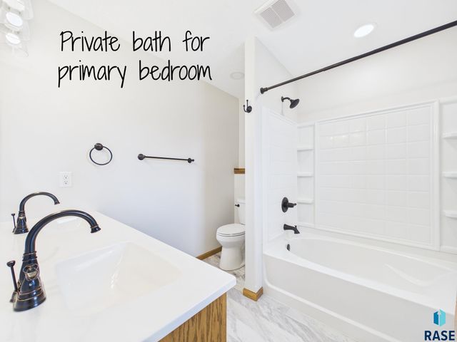 5301 S Lewis Ave Avenue, Sioux Falls, SD 57108