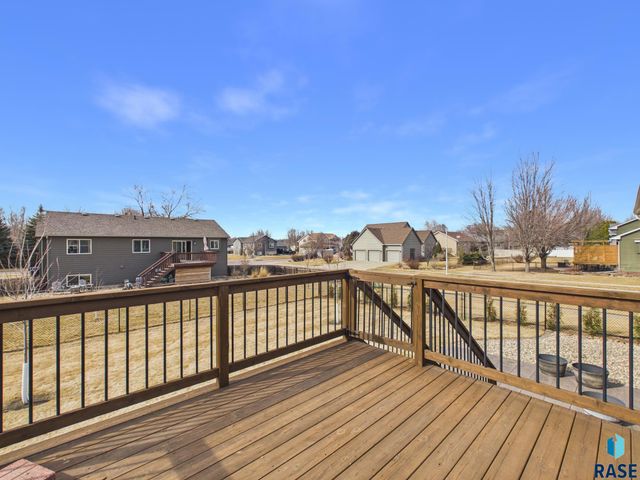 5301 S Lewis Ave Avenue, Sioux Falls, SD 57108