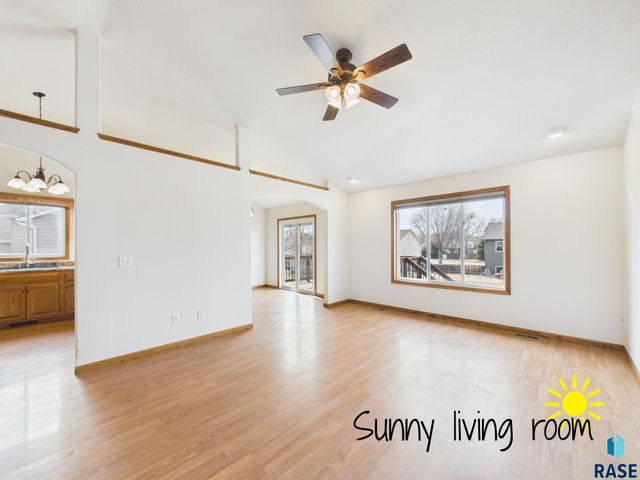 5301 S Lewis Ave Avenue, Sioux Falls, SD 57108