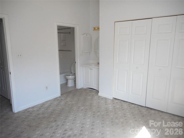 8235 Circle Tree Lane, Charlotte, NC 28277