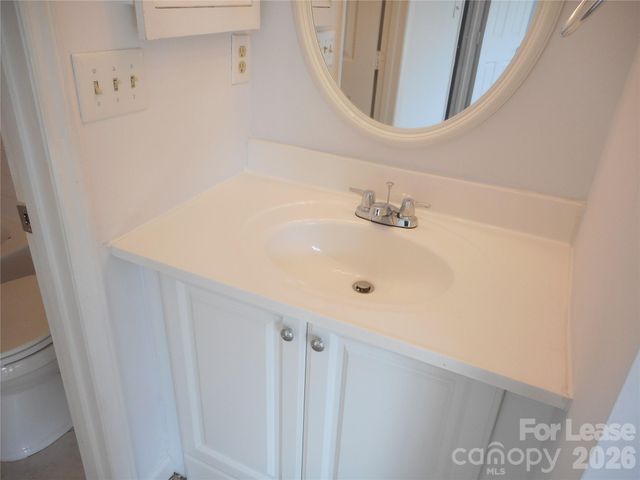 8235 Circle Tree Lane, Charlotte, NC 28277