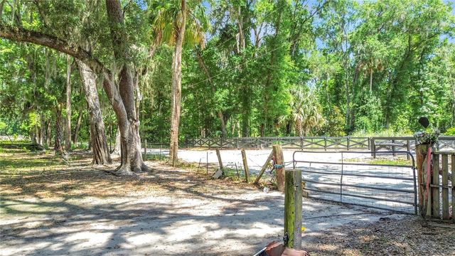 1689 NE 189TH LANE, Citra, FL 32113
