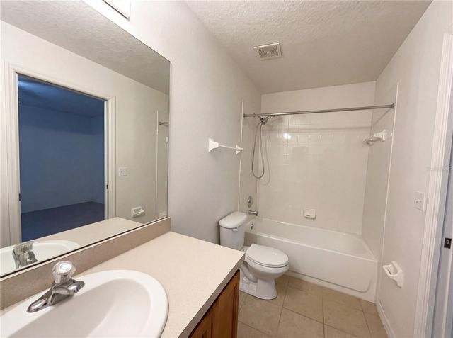 3 W 18TH STREET, Apopka, FL 32703