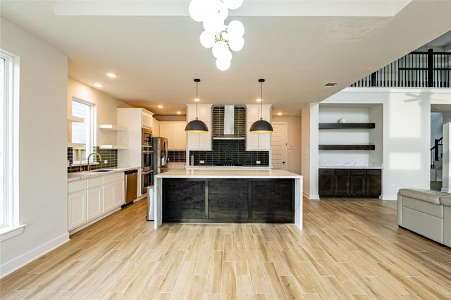 2207 Falling Fig Lane, Richmond, TX 77406