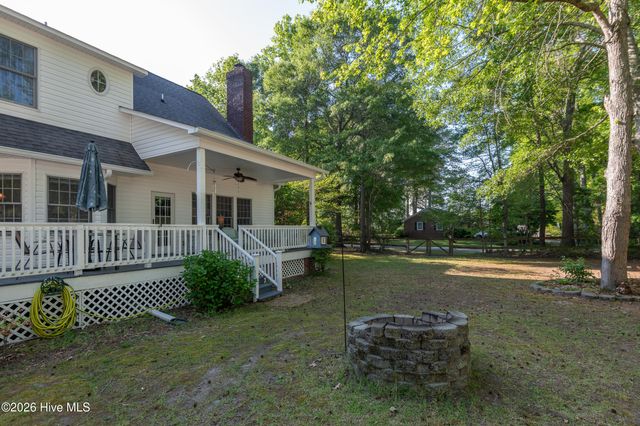 3655 Hillcrest Drive, Farmville, NC 27828
