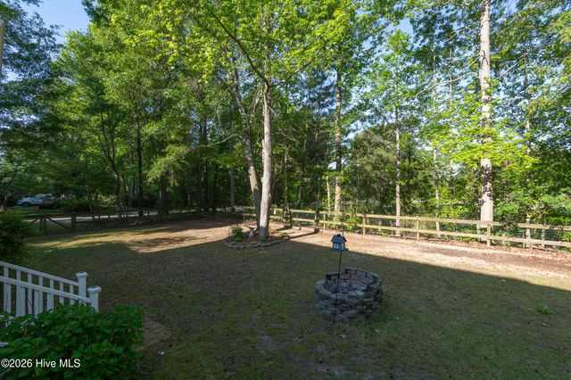 3655 Hillcrest Drive, Farmville, NC 27828