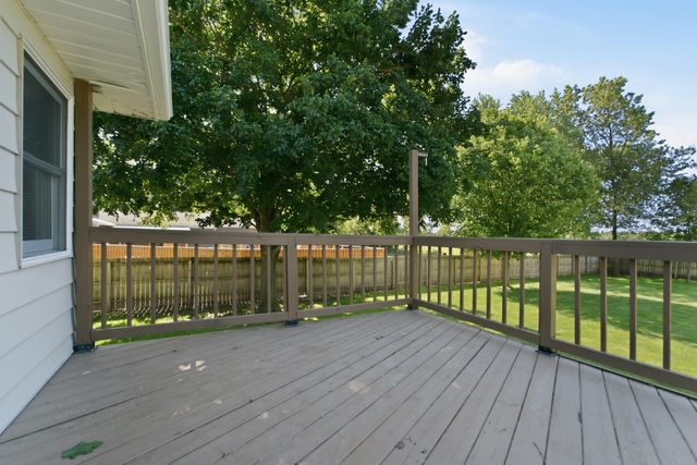 4552 E 200 S, La Porte, IN 46350