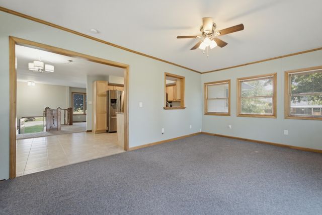 4552 E 200 S, La Porte, IN 46350