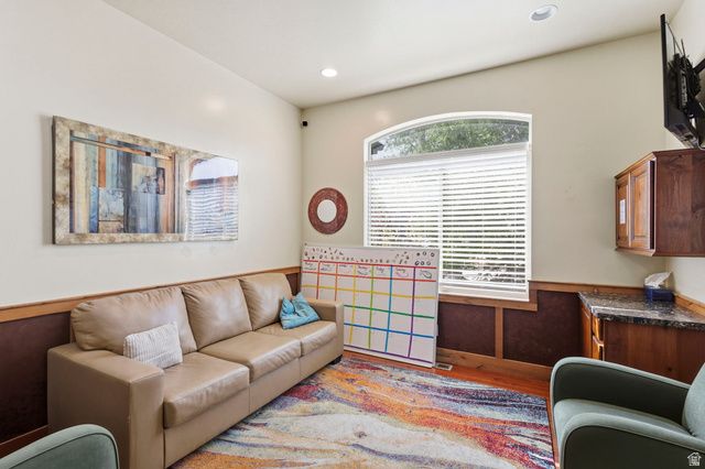 217 E SCENIC PEAK CV, Draper, UT 84020