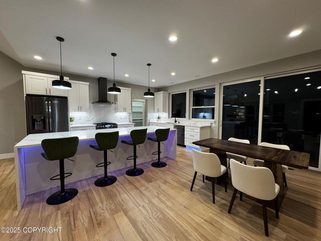 5563 S Minuteman Drive, Palmer, AK 99645