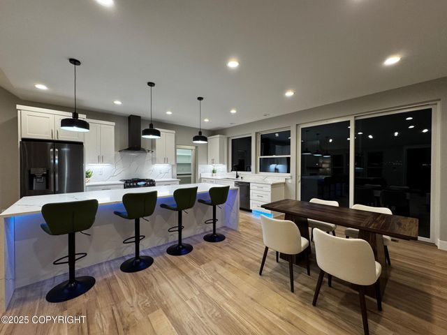 5563 S Minuteman Drive, Palmer, AK 99645