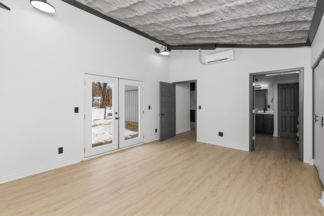 30372 N Meadow Brook Lane, Elkhart, IN 46514