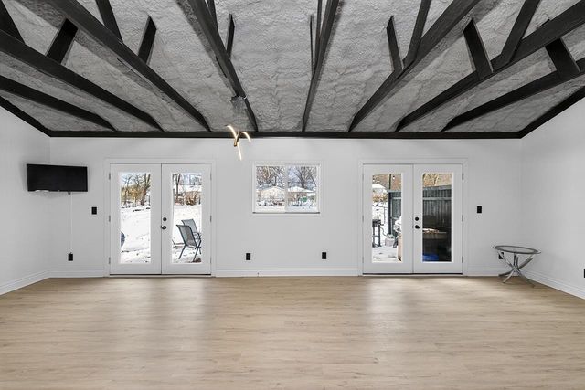 30372 N Meadow Brook Lane, Elkhart, IN 46514