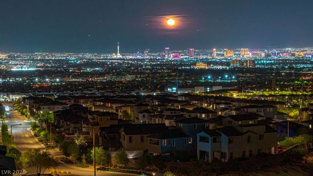 11872 Pelican Butte Avenue, Las Vegas, NV 89138