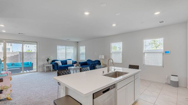 11872 Pelican Butte Avenue, Las Vegas, NV 89138