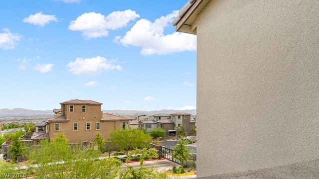 11872 Pelican Butte Avenue, Las Vegas, NV 89138