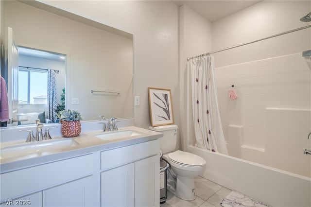 11872 Pelican Butte Avenue, Las Vegas, NV 89138