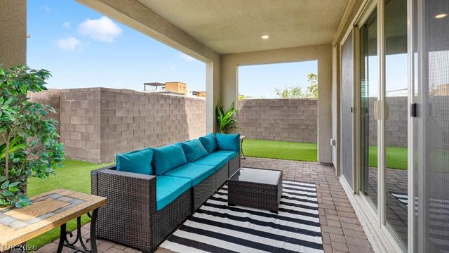 11872 Pelican Butte Avenue, Las Vegas, NV 89138