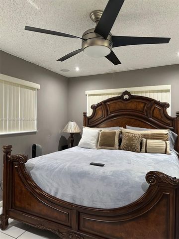 11307 SW 200th St B-202, Miami, FL 33157