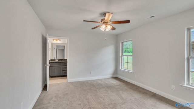 15480 Lapwing Cove, Athens, AL 35611