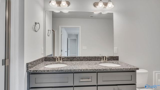 15480 Lapwing Cove, Athens, AL 35611