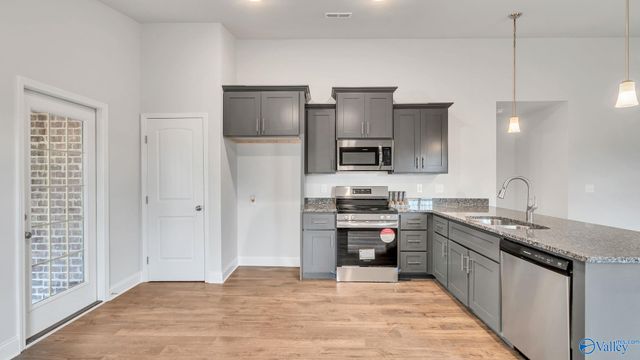 15480 Lapwing Cove, Athens, AL 35611
