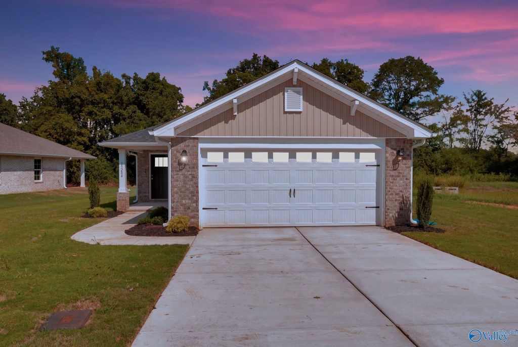 15480 Lapwing Cove, Athens, AL 35611