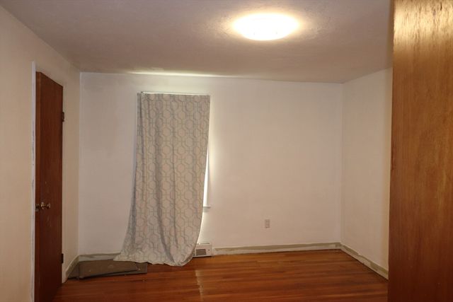 845 Stafford, Leicester, MA 01524