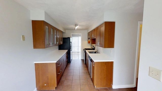 270 Apache Way 270, Tewksbury, MA 01876