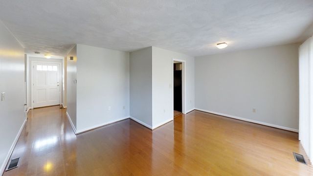 270 Apache Way 270, Tewksbury, MA 01876
