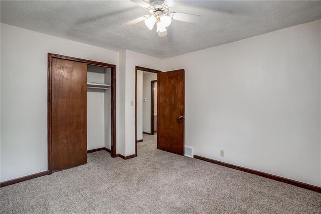 1203 WESTERN Street, Leavenworth, KS 66048