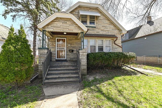 5432 N 41st STREET, Milwaukee, WI 53209