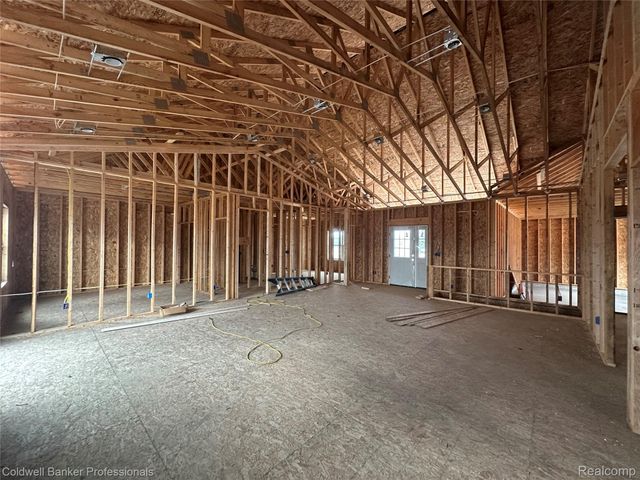 2080 Bowers Road, Lapeer, MI 48446