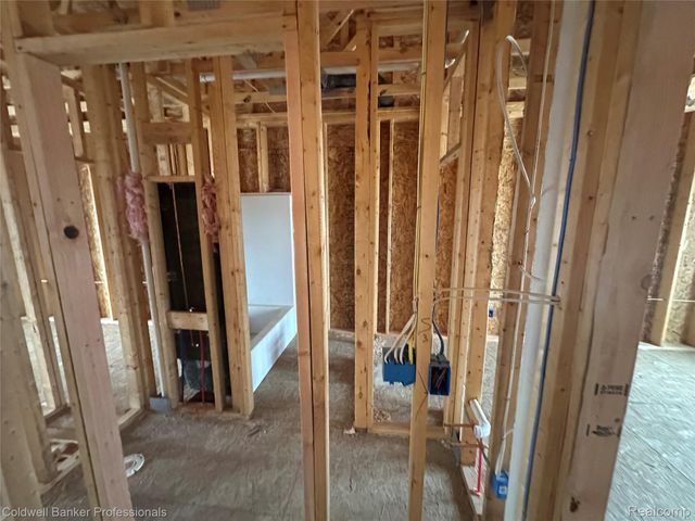 2080 Bowers Road, Lapeer, MI 48446