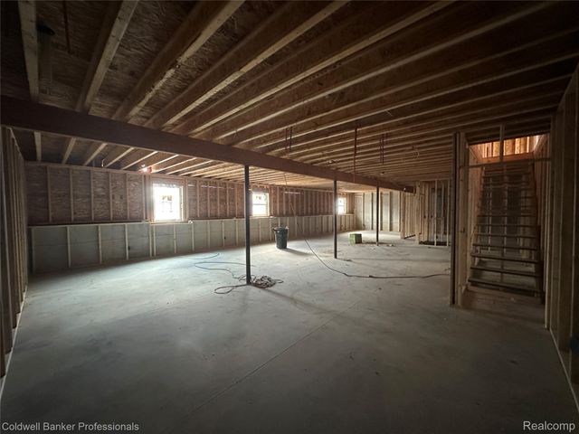 2080 Bowers Road, Lapeer, MI 48446