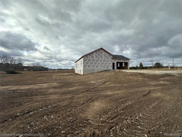 2080 Bowers Road, Lapeer, MI 48446