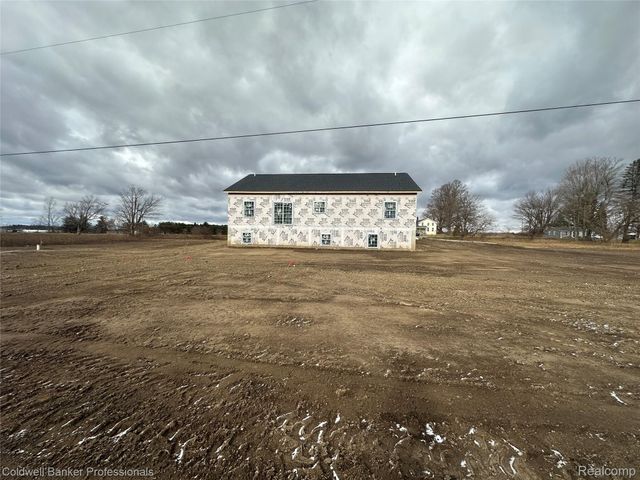 2080 Bowers Road, Lapeer, MI 48446