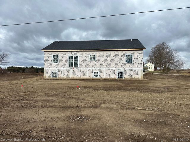 2080 Bowers Road, Lapeer, MI 48446